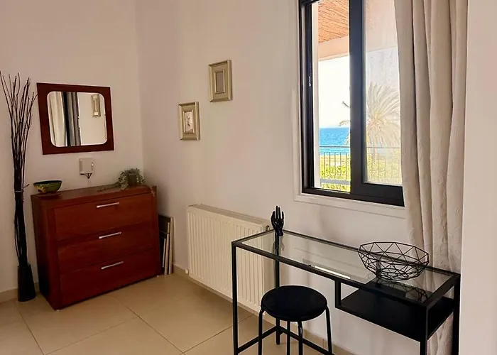 Hera Villa Agios Theodoros