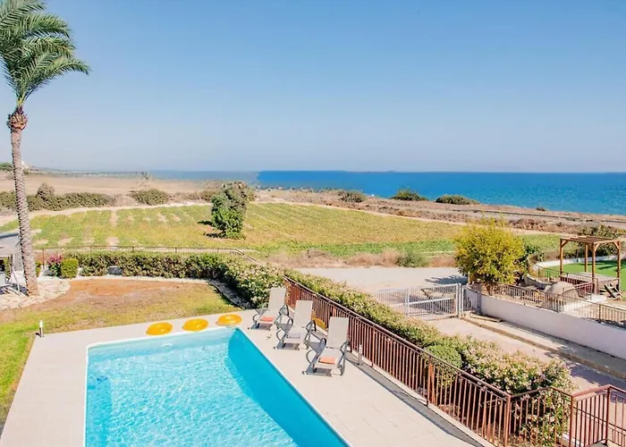 Hera * Agios Theodoros