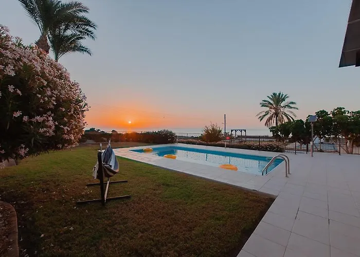 Hera Villa Agios Theodoros